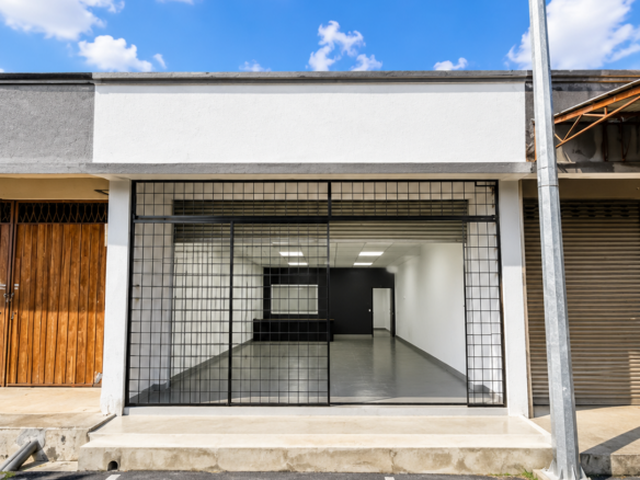 1.5 Storey Link Factory for Rent in Seksyen U1 Shah Alam